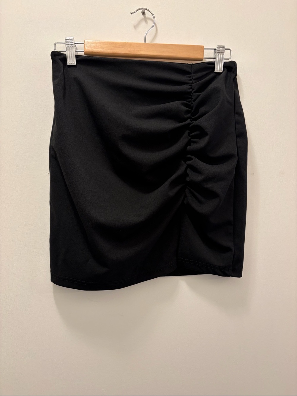 SHEIN Black Ruched Side Mini Skirt